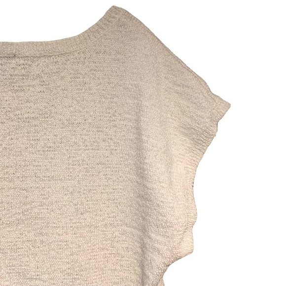 Black and White Short Sleeve Sleeve Knit Sweater - Picture 9 of 15